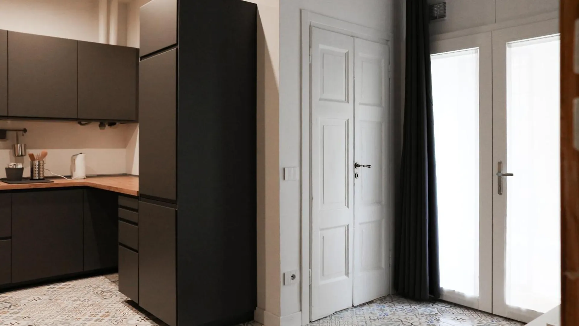 Rrrapido Apartment In Corso San Gottardo - 4 People Milán Italia
